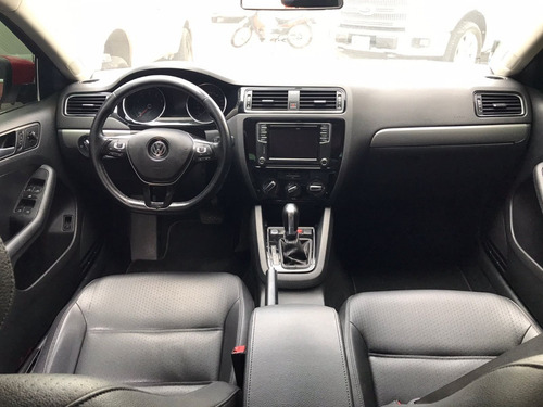 Imagen 14 de 14 de Volkswagen Jetta Sportline 2016