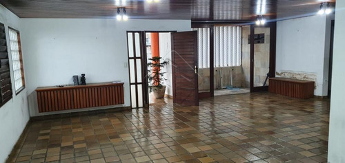 Imagem 4 de 10 de Casas - Ref: V2869