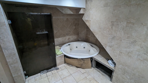 Venta - Av 9 De Julio Al 4500 Lanús Este