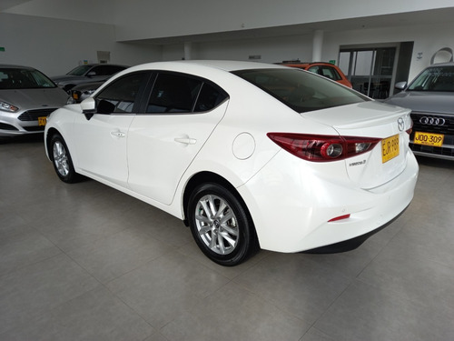 Mazda 3 Touring At