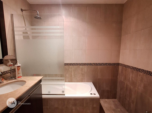 Casa Uso Comercial 900 M² Frente A Barrio Vida - Av Illia Y Ñandubay - Funes | Venta