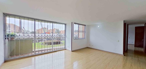 Apartamento Para Venta En Bosque De Hayuelos (20618395737).