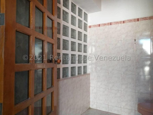 Imagen 12 de 13 de Casa En Venta Ubicada En La Urb. Campo Claro. Punto Fijo