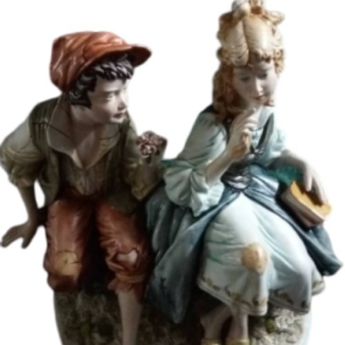 Figura De Porcelana Capodimonte, Firmada