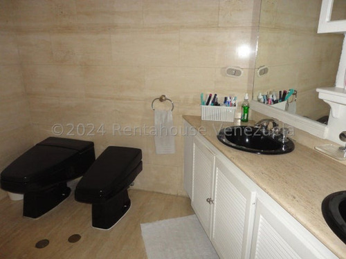 Rah Chacao Vende Apartamento Urb Miranda 24-16363