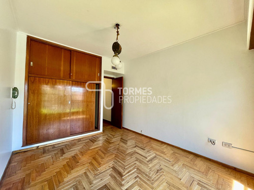 Venta Chalet De 5 Ambientes Con Gran Garage Para 5 Autos - Chauvin Mar Del Plata
