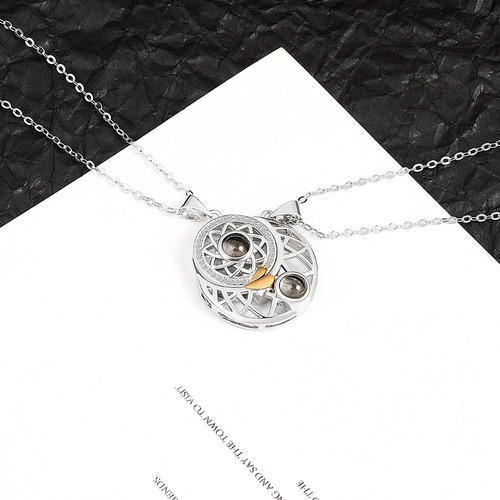 Collar Magnétio Diseño De Sol Y Luna Para Pareja