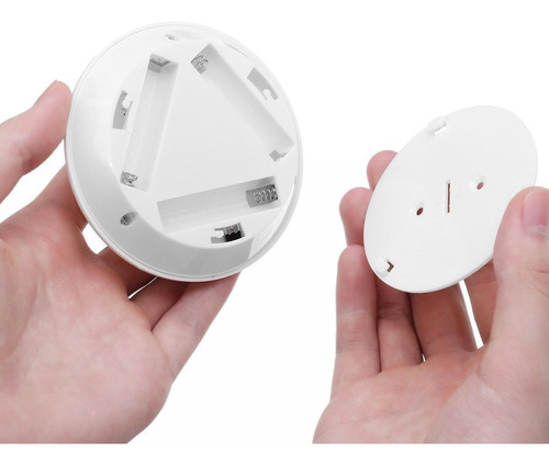 Imagen 2 de 8 de Combo Luz Led 1 Bombillos Inalámbricos + Control Remoto