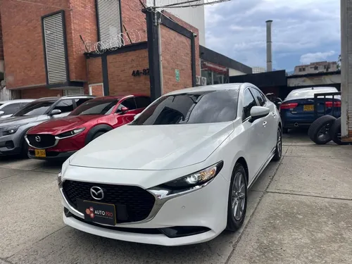Mazda 3 2.0 TOURING MILD HYBRID