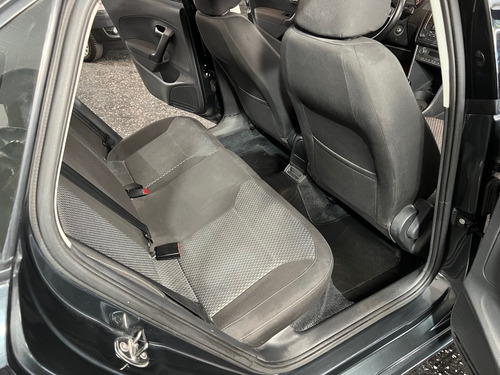 Imagen 12 de 14 de Volkswagen Polo