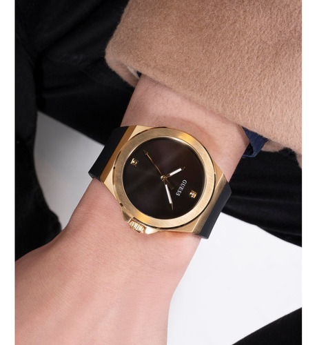 Reloj Pulsera Guess Gw0790g1 Con Correa De Silicona Color Negro - Bisel Dorado