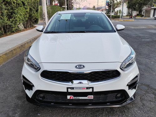 Kia Forte 2.0 Hb Ex At