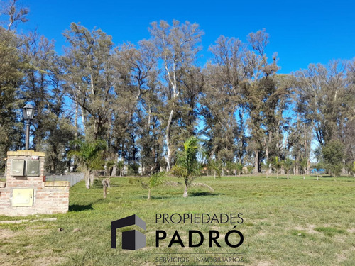 Lote Terreno 13  En Venta. Barrio La Elina, Comarcas De Luján. Zona Oeste. Country