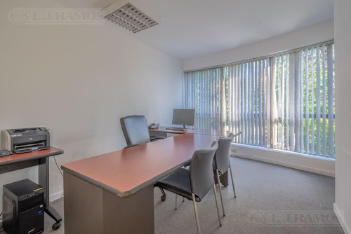 Alquiler De Oficina De 260 M2 En San Isidro