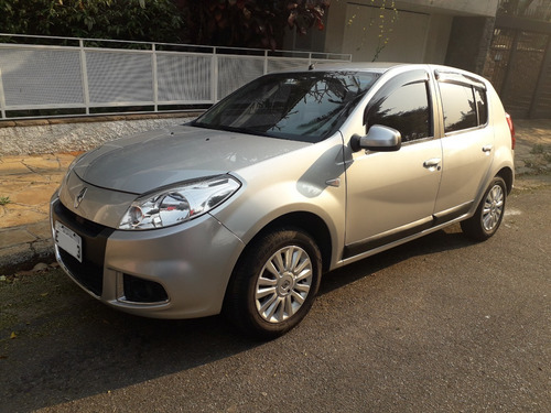 Imagem 1 de 10 de Renault Sandero Privilegé 1.6 16v Hi-flex Automático