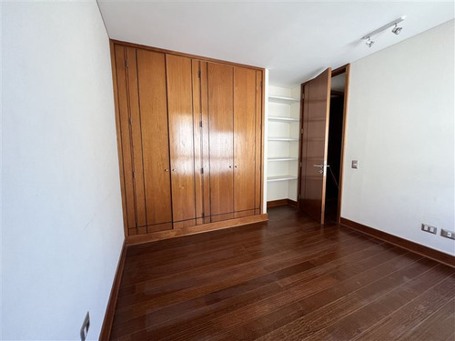 Departamento En Venta De 3 Dorm. En Las Condes