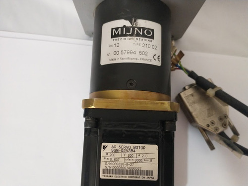 Servo Motor Yaskawa Sgm 02v384+mijno Precision Ration 12 (Usado)