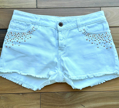 Short De Jean Con Piedras En Imperdible