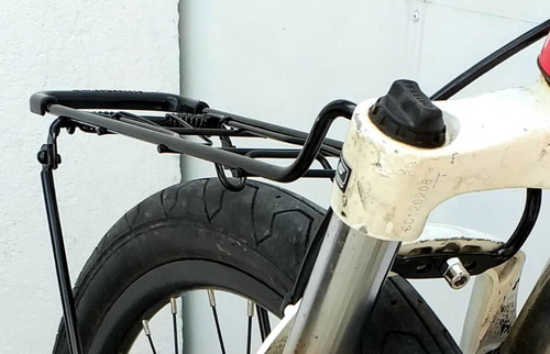 Imagen 8 de 8 de Parrilla Metalica Delantera Para Llevar Carga En Bicicleta