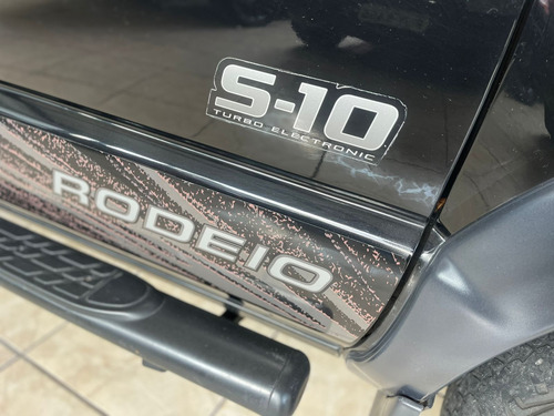 Chevrolet S10 2.8 Rodeio Cab. Dupla 4x2 4p