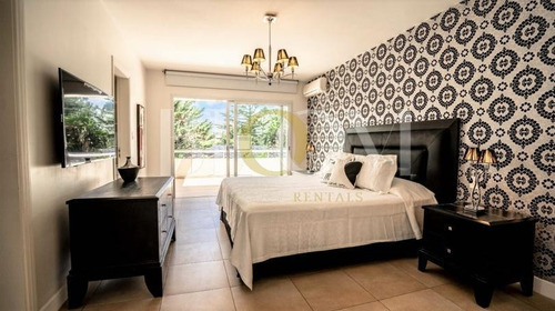 Bloom Rentals, Venta, Casa En Barrio Privado, Punta Del Este