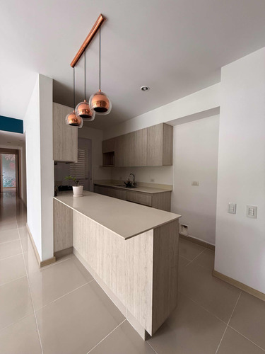 Venta Hermoso Apartamento Loma Las Brujas Muga,