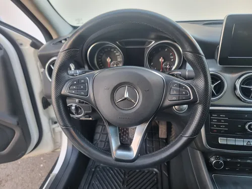 Mercedes-Benz Clase GLA 1.6 200 Cgi Sport At