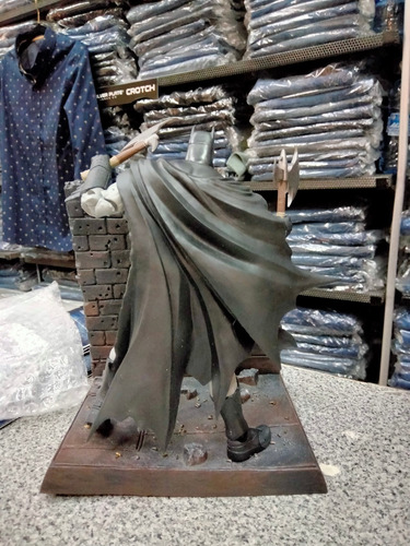 Dc Multiverse Batman, Dark Nights: Metal, Suelto Con 2 Armas (Usado)