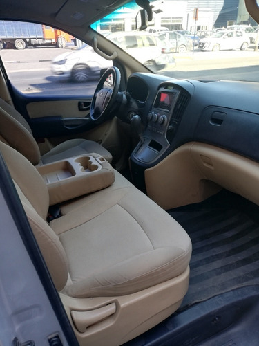 Imagen 7 de 12 de Hyundai H1 2008 2.5 Premium 1 At