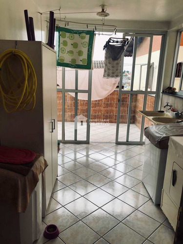Imagem 22 de 22 de 2 Sobrados + Galpão!!! Campo Limpo - R$ 1.8 Mi - V4398