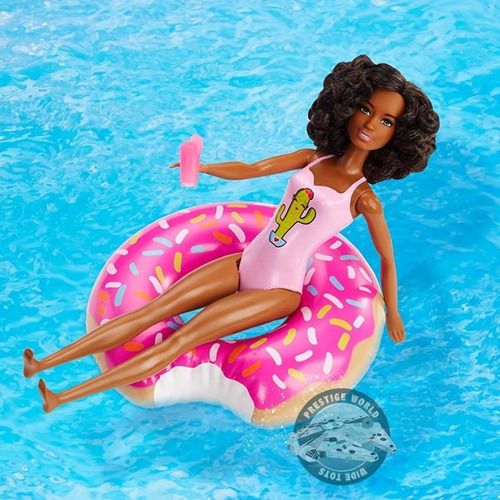 Barbie Doll And Her Pool Themed And Floatie - Mattel