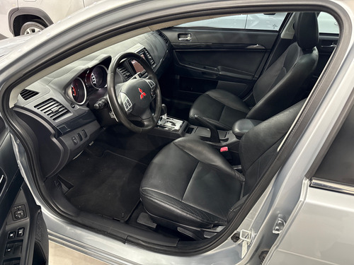 Mitsubishi Lancer 2.0 HLE 16V GASOLINA 4P AUTOMÁTICO