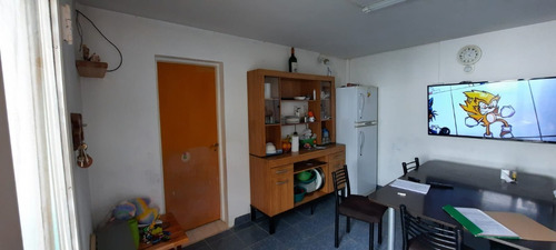 Imagen 5 de 10 de Vivienda Familiar Con Local