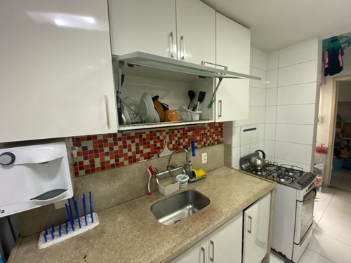 Imagem 18 de 25 de Apartamento Com Vista Aberta E Indevassada, Com 2 Quartos À Venda, 75 M² Por R$ 950.000 - Humaitá - Rio De Janeiro/rj - Ap1422