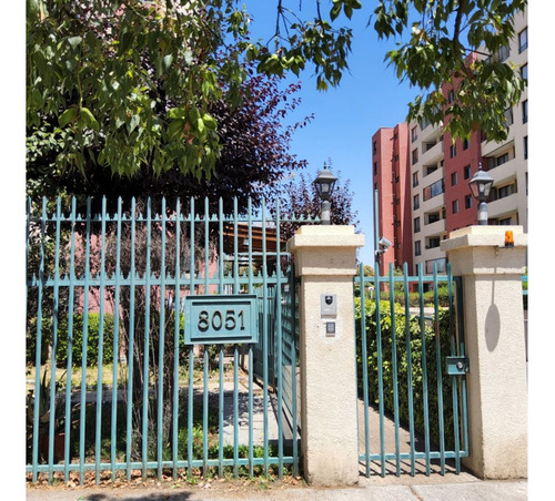 Departamento En Condominio Colombia Con Vicente Valdés