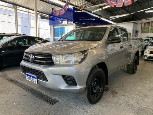 Toyota Hilux 2.8 NARROW 4X4 CD 16V DIESEL 4P MANUAL