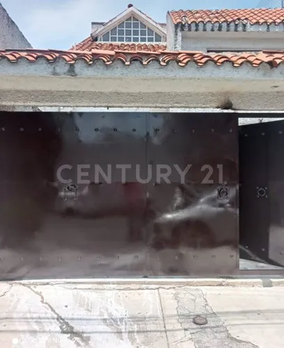 Casa Al Sur De La Ciudad Para Remodelar.