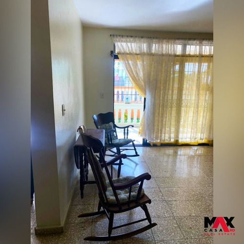 Imagen 7 de 15 de De Oportunidad Casa De Venta En Carretera Mella Sto Dgo Este