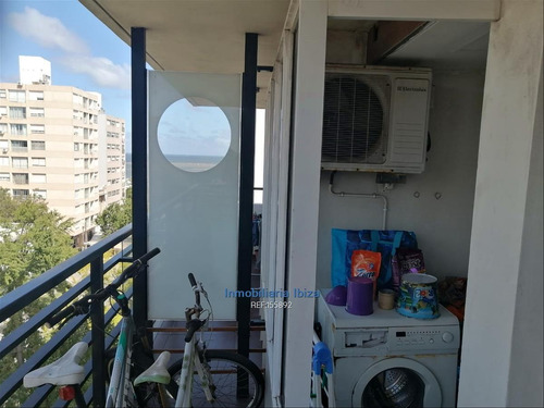 Punta Carretas Venta Apartamento 2 Dormitorios Y Garaje