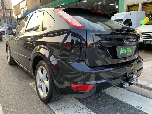 Ford Focus 1.6 GL 8V FLEX 4P MANUAL