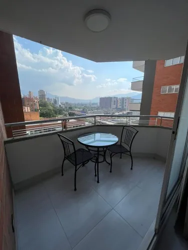 Apartamento En Arriendo En Medellín - El Poblado Cod 67252