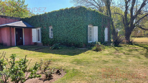 Venta Casa Con Pileta Tipo Chacra En Club De Campo Haras El Malacate
