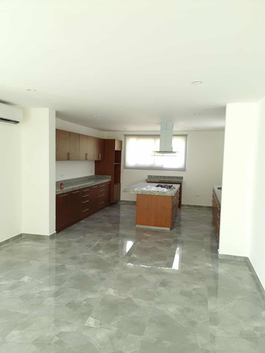 Imagen 12 de 14 de Renta Yucatan Country Club 4hab