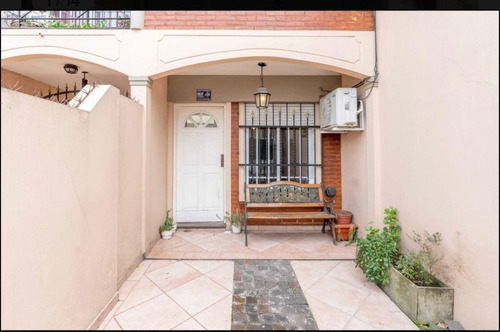 Duplex En Venta Ramos Mejia Centro. ( No Casa No Lote No Departamento No Ph)