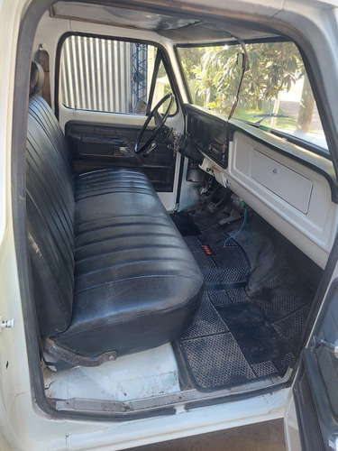 Ford F-100 3.6 Std