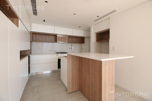 Departamento En Venta De 3 Ambientes Con Balcón En Liniers
