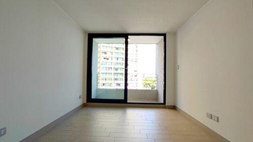 Edificio Av. Irarrázaval (1 Est. 1 Bod.) Vista Poniente Pi