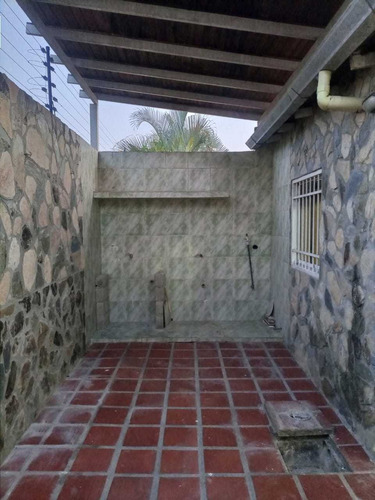 Imagen 7 de 12 de Rosaura Cortez Vende Casa En Valle De Oro San Diego Carabobo