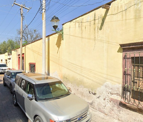 Sk01- Casa En Remate Bancario En C. 15 De Mayo, Centro, San Juan Del Rio, Queretaro. (65% Debajo De Su Valor Comercial, Solo Recursos Propios)