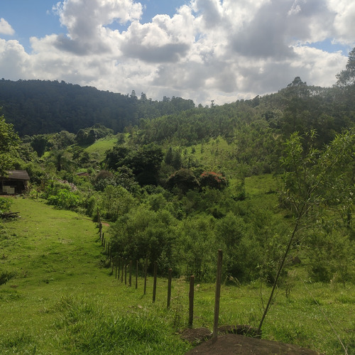 Terreno Santa Isabel Com Escritura 2 Mil M2 6 Km Do Centro
